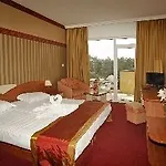 Hotel Alen Mak 7 2*