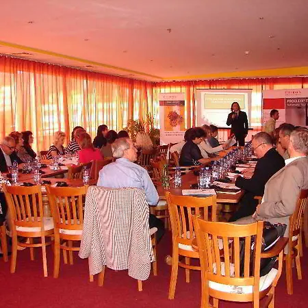 Хотел Alen Mak 7 2*