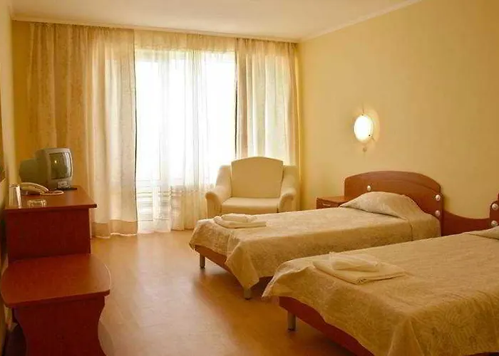 Alen Mak 7 2* Golden Sands